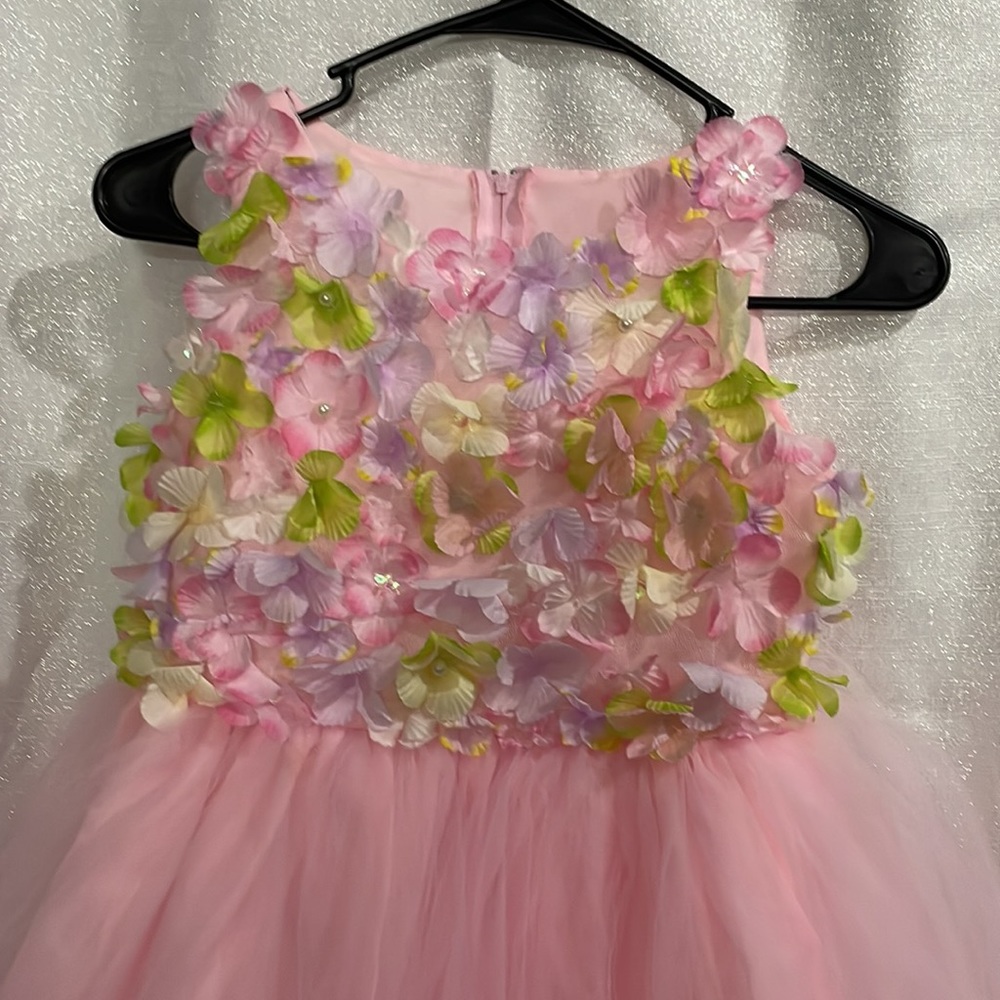 Pink tulle kids gown - Picture 2 of 4